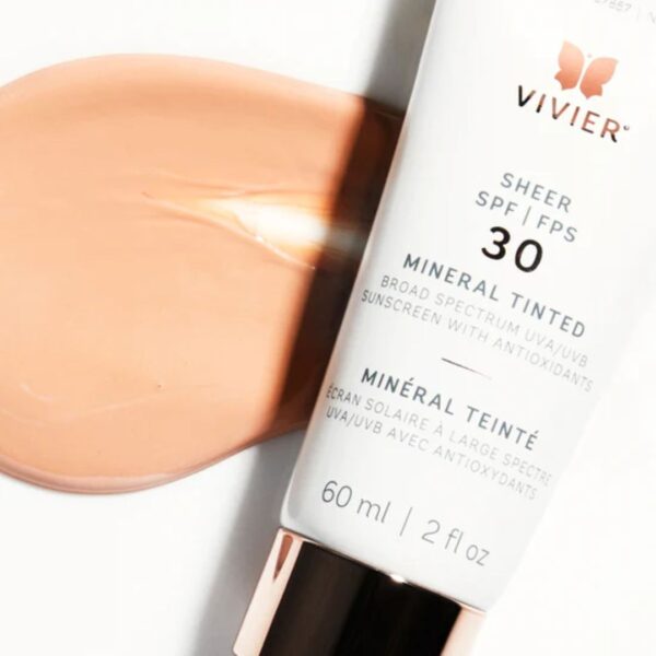 SHEER SPF 30 Mineral Tinted - Image 2